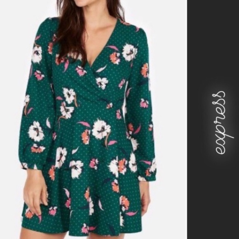 Express✨Green Shift Dress | XS